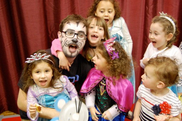 CATFORD AND BROMLEY SYNAGOGUE PANTO 2015